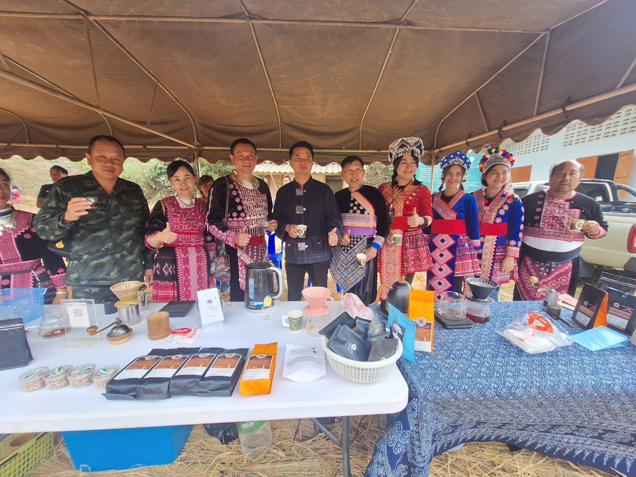 เกษตรอำเภอทุ่งช้าง ร่วมงานประเพณีปีใหม่ม้งบ้านมณีพฤกษ์ ประจำปี 2567