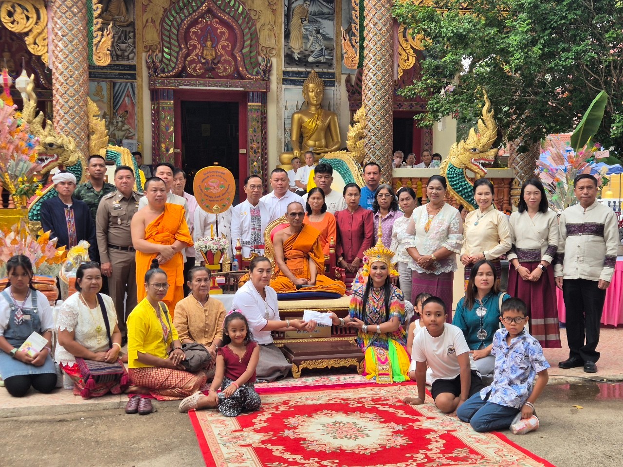 เกษตรอำเภอทุ่งช้าง ร่วมงานทอดผ้าป่าสามัคคีเมิงงอบ