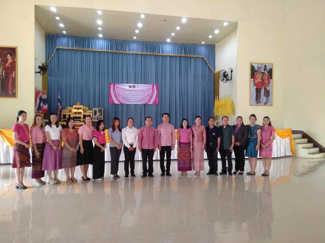 สำนักงานเกษตรอำเภอทุ่งช้าง ร่วมพิธีเปิดการฝึกอบรมการส่งเสริมและพัฒนาทักษะการรังสรรค์จับจีบผ้า สตรีอำเภอทุ่งช้าง