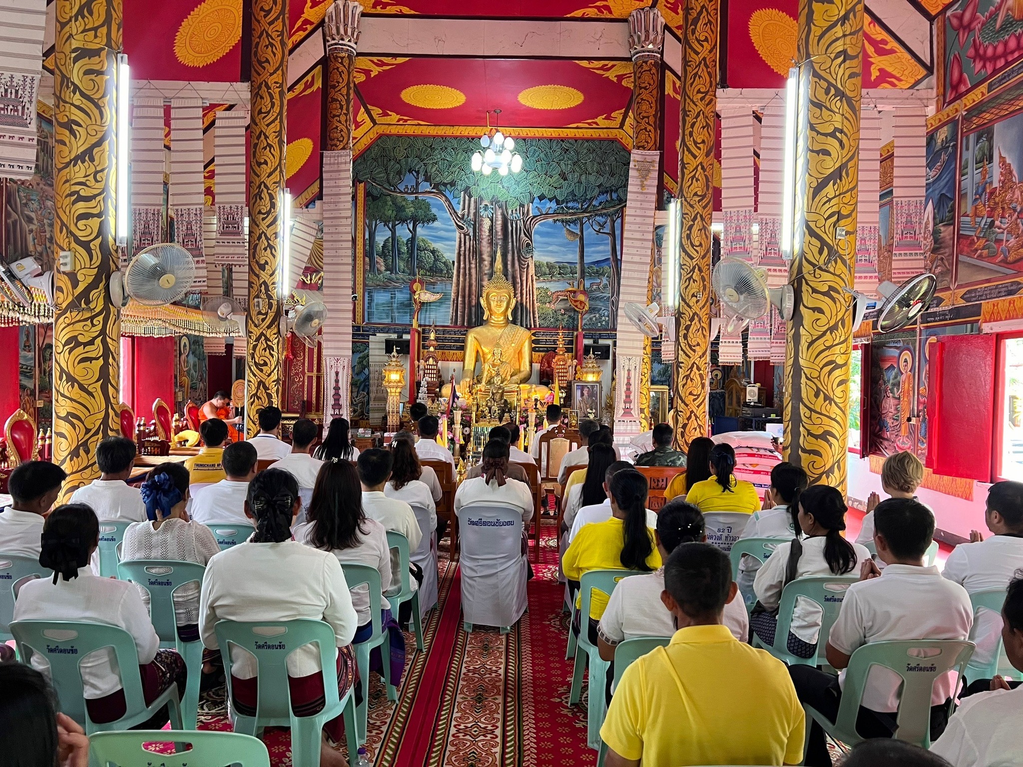 สำนักงานเกษตรอำเภอทุ่งช้าง ร่วมกิจกรรม “นายอำเภอชวนเข้าวัดทำบุญตักบาตรในช่วงเข้าพรรษาทุกวันพระ ประจำปี พ.ศ. 2567”