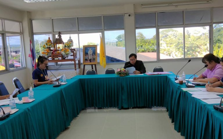 ประชุมคณะกรรมการศูนย์บริการและถ่ายทอดเทคโนโลยีการเกษตรประจำตำบลน้ำปั้ว